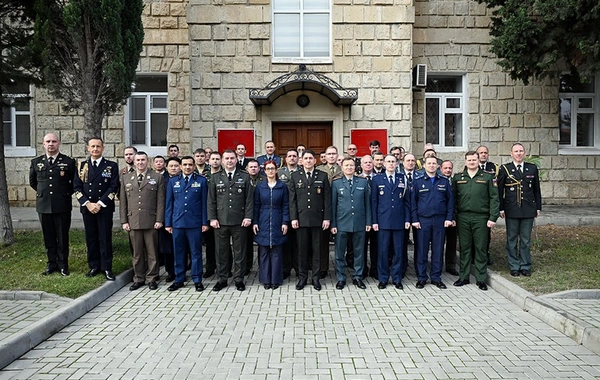 Azərbaycanda akkreditə olunmuş hərbi attaşelər ilə ilin yekununa dair toplantı keçirilib