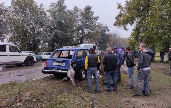 Qubada iki avtomobil toqquşub, bir nəfər ölüb