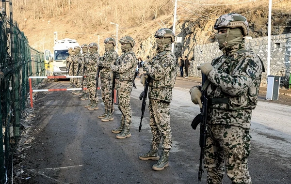 Daxili Qoşunların Baş İdarəsinin hərbi qulluqçularının maaşları dəyişib