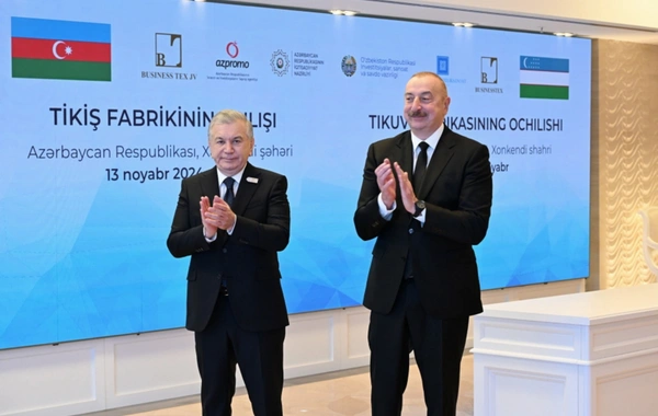 İlham Əliyev və Şavkat Mirziyoyev Xankəndidə tikiş fabrikinin açılışında iştirak ediblər