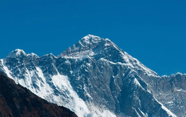 Everest zirvəsinin hündürlüyü artır - SƏBƏB