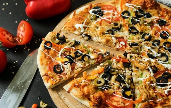 7 dəqiqəyə necə pizza hazırlamaq olar?