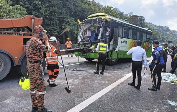 Meksikada baş verən yol qəzasında 24 nəfər ölüb