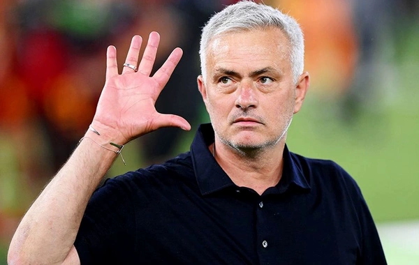 Mourinyo Barselona futbolçusunun transferindən imtina etdi -  SƏBƏB