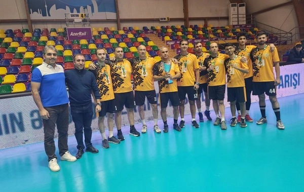 FHN-in kişilərdən ibarət voleybol komandası yarışın çempionu olub