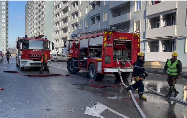 Saray qəsəbəsindəki yaşayış binasında yanğın söndürülüb