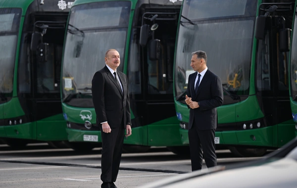 Prezident İlham Əliyev Zığ Elektrik Avtobus Parkının fəaliyyəti ilə tanış olub