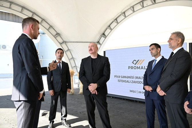 İlham Əliyev İmişlidə "Promalt" MMC-nin arpa emalı müəssisəsinin açılışını edib İlham Əliyev İmişlidə "Promalt" MMC-nin arpa emalı müəssisəsinin açılışını edib