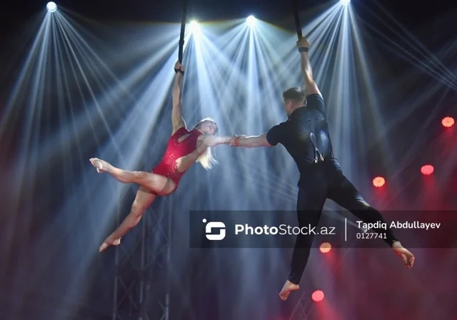 Sirk fəaliyyətini çadırda davam etdirir: Əsas bina təmir olunacaq?