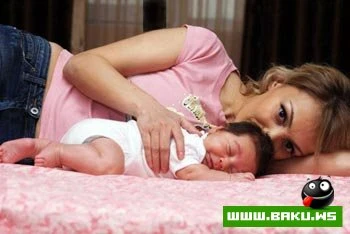 Nura ve yeni oglu :)