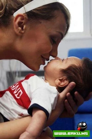 Nura ve yeni oglu :)