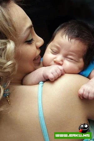 Nura ve yeni oglu :)