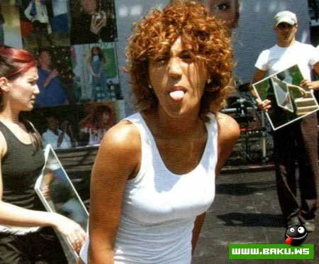 Misilsiz Demir Başlı Roya :) + (7 Foto)