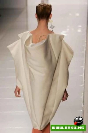 Modelyerin pozitiv geyimler