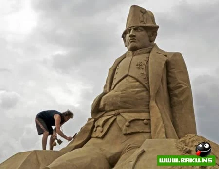 Qum Heykelleri