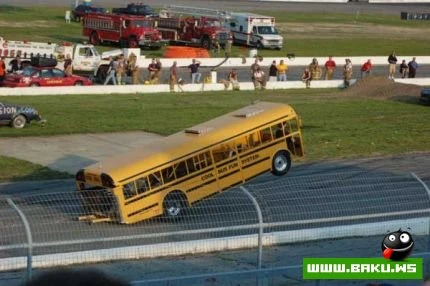 Бешеный школьный автобус