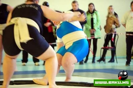 Sumo idman novunde qadinlar