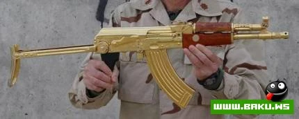 Qizili Kalashnikov Avtomati