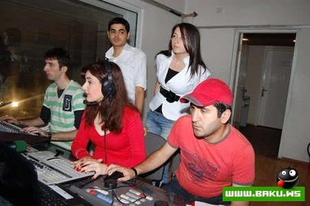 Zarafatsız ! Space Tv