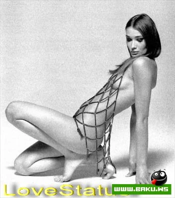 Carla Bruni - Fransanın 1 ci xanımı (+17 Yaş)