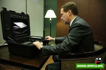 Президентский ноутбук, маде ин Раша (12 фото)