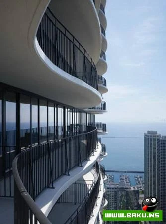 Nəhəng tikili Çikaqo ştatında [Aqua Tower]