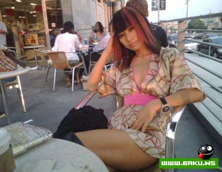 Фотографии из частного альбома Бай Линг (Bai Ling)