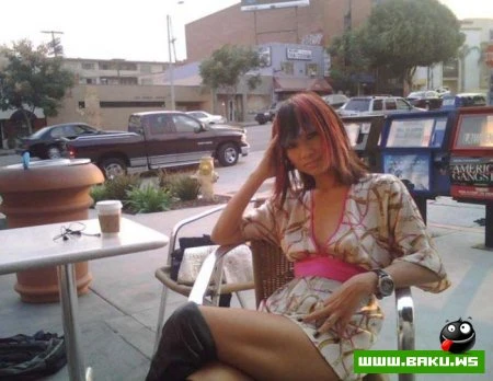 Фотографии из частного альбома Бай Линг (Bai Ling)