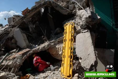 Haiti-dən dəhşətli xəbər və şəkillər
