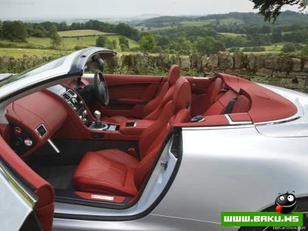 Aston Martin DBS Volante