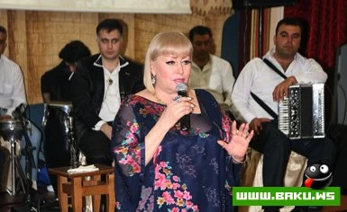 Azərbaycan şou-biznesinin ən gözəl sarışını