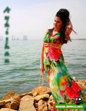 Дочь заслуженной артистки Азербайджана готовится к «Евровидению 2011» - ФОТО