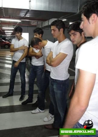 Участники «Best model of Azerbaijan 2010» устроили переполох на подземной парковке – ФОТО