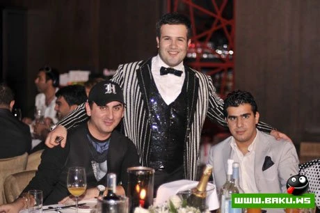 Müğənni Elnur ad gününü qeyd etdi ! (54 FOTO)