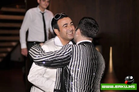 Müğənni Elnur ad gününü qeyd etdi ! (54 FOTO)