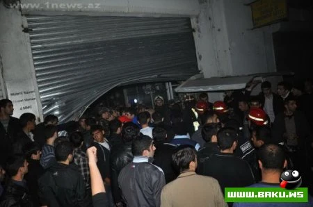 “8-ci kilometr” bazarında yanğın baş verib.(Фото)