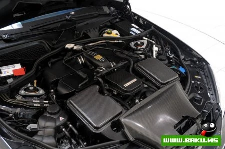 SV12 R Biturbo 800