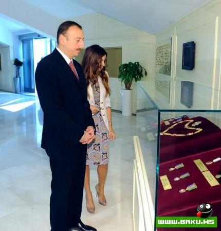 Президент Азербайджана принял участие в открытии Музея Государственного Флага - ФОТО