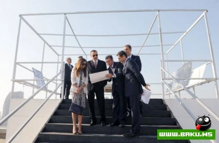 Президент Азербайджана принял участие в открытии Музея Государственного Флага - ФОТО