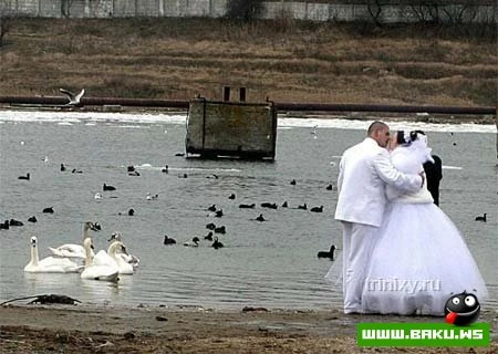 Никогда не попадут в свадебный альбом :)