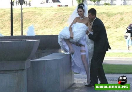 Никогда не попадут в свадебный альбом :)