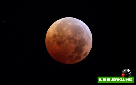 Самое необычное лунное затмение за последние несколько сот лет – ФОТОСЕССИЯ