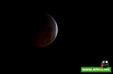 Самое необычное лунное затмение за последние несколько сот лет – ФОТОСЕССИЯ
