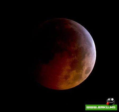 Самое необычное лунное затмение за последние несколько сот лет – ФОТОСЕССИЯ