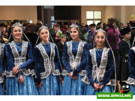 Фонд Гейдара Алиева организовал во дворце 