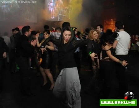 Вечеринка в 3D в Hezz - ФОТОРЕПОРТАЖ (31.01.2011 11:24)