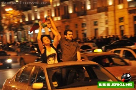 Горячий «Евро-weekend»: радость на улицах Баку - ФОТО - ВИДЕО