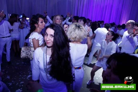 В Баку состоялась «MTV White Party 2011»