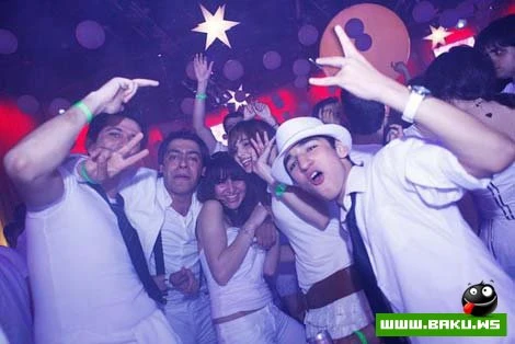 В Баку состоялась «MTV White Party 2011»