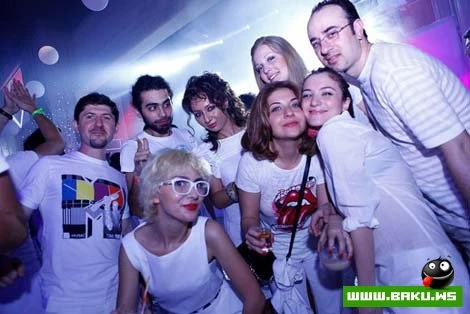 В Баку состоялась «MTV White Party 2011»